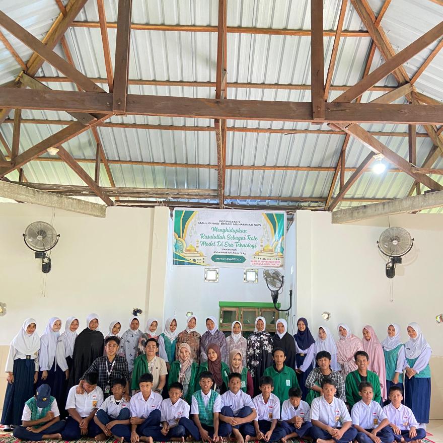 KKN UINAM Angkatan 78 Realisasikan Program Bimbingan Tahsin Al-Qur’an di SMP Negeri 2 Tanasitolo